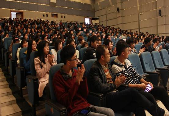 学风表彰大会 贾荣莎 (24)_看图王